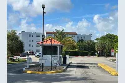 2800 Somerset Drive #109J, Fort Lauderdale, FL 33311 - Photo 1