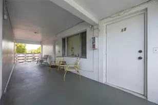 3847 S Circle Dr, Hollywood, FL 33021 - Photo 22