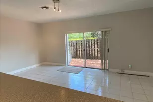 16045 Emerald Cove Rd, Weston, FL 33331 - Photo 12