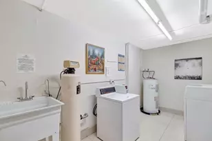 345 Ocean Dr, Miami Beach, FL 33139 - Photo 16