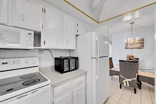 1110 N Riverside Dr, Pompano Beach, FL 33062 - Photo 32