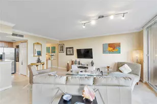 2011 N Ocean Blvd, Fort Lauderdale, FL 33305 - Photo 12