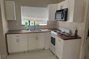 1942 Buchanan St, Hollywood, FL 33020 - Photo 6