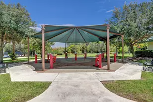 806 Cypress Grove Ln, Pompano Beach, FL 33069 - Photo 60