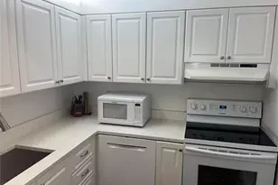 6289 Bay Club Dr, Fort Lauderdale, FL 33308 - Photo 10