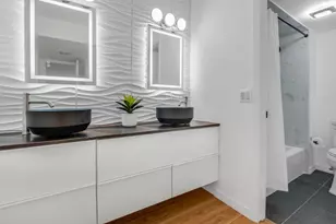 170 Lakeview Dr, Weston, FL 33326 - Photo 18