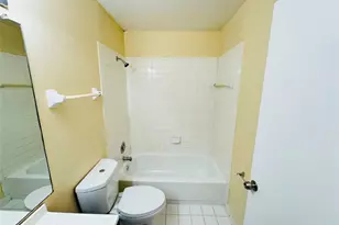 3449 NW 44th St, Lauderdale Lakes, FL 33309 - Photo 8