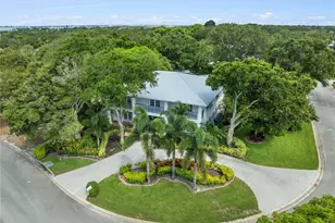 33 Rio Vista Dr, Stuart, FL 34996 - Photo 6