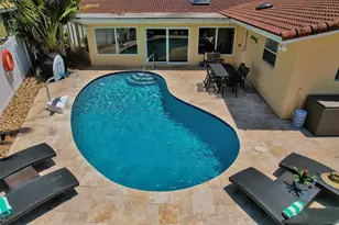 2051 Coral Reef Dr, Pompano Beach, FL 33062 - Photo 44