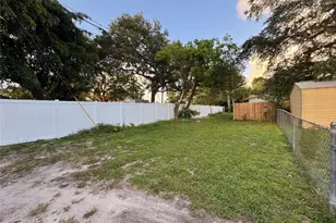 3913 SW 28th St, West Park, FL 33023 - Photo 8