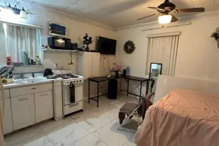 3913 SW 28th St, West Park, FL 33023 - Photo 10