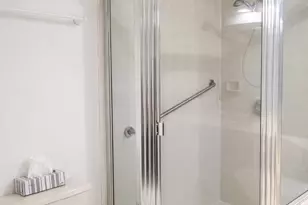 301 SW 158th Terrace, Pembroke Pines, FL 33027 - Photo 24