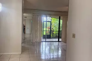 301 SW 158th Terrace, Pembroke Pines, FL 33027 - Photo 10