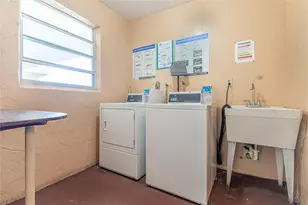 4151 NW 41st St, Lauderdale Lakes, FL 33319 - Photo 24