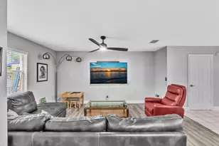 753 Imperial Lake Rd, West Palm Beach, FL 33413 - Photo 18