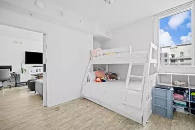 244 Biscayne Boulevard #2210, Miami, FL 33132 - Photo 18