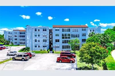 2860 Somerset Drive #404K, Lauderdale Lakes, FL 33311 - Photo 1
