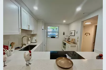 3060 Holiday Springs Boulevard #102, Margate, FL 33063 - Photo 12