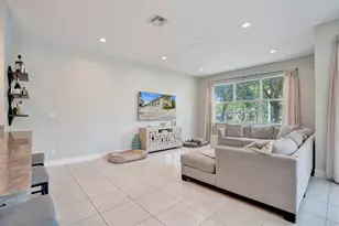 99 Palm Ln, Royal Palm Beach, FL 33411 - Photo 16