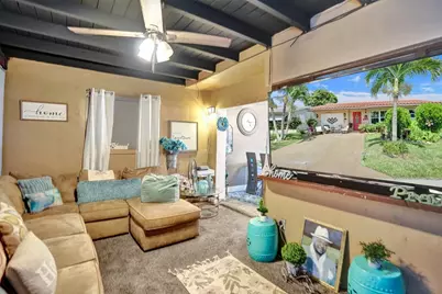 4508 NW 43rd Terrace, Tamarac, FL 33319 - Photo 10
