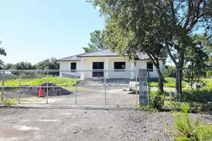 430 Bald Cypress Ave, Clewiston, FL 33440 - Photo 2