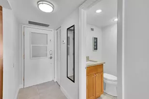 400 N Surf Rd, Hollywood, FL 33019 - Photo 24