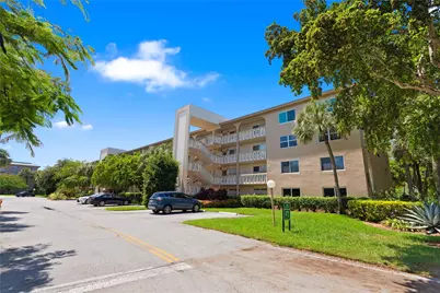 4301 Martinique Circle #C2, Coconut Creek, FL 33066 - Photo 1