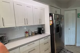 701 SW 128th Ave, Pembroke Pines, FL 33027 - Photo 12