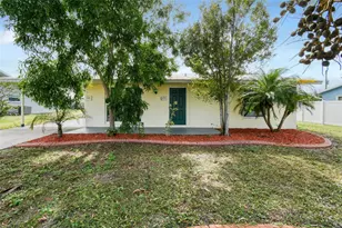 118 SW Ray Ave, Port Saint Lucie, FL 34983 - Photo 2