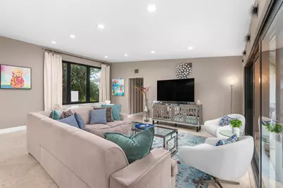 2829 NE 17th Avenue, Wilton Manors, FL 33334 - Photo 22