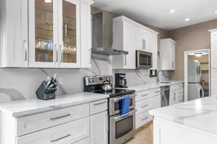 2829 NE 17th Ave, Wilton Manors, FL 33334 - Photo 10