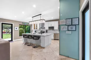 2829 NE 17th Ave, Wilton Manors, FL 33334 - Photo 12