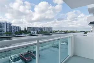 3000 S Ocean Dr, Hollywood, FL 33019 - Photo 2