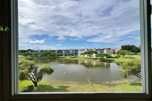 4046 Guildford, Boca Raton, FL 33434 - Photo 18