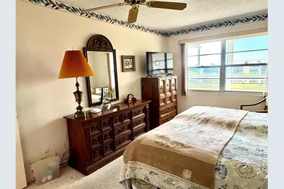 4046 Guildford #4046, Boca Raton, FL 33434 - Photo 12