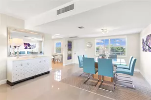 555 Oaks Ln, Pompano Beach, FL 33069 - Photo 4