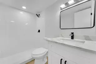 6200 NW 44th St, Lauderhill, FL 33319 - Photo 8