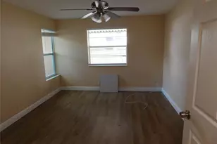 836 SW 80th Ave, North Lauderdale, FL 33068 - Photo 4