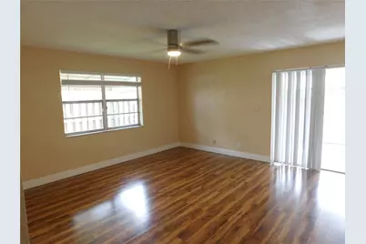 836 SW 80th Avenue, North Lauderdale, FL 33068 - Photo 24