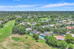 5421 N 36th Ct, Hollywood, FL 33021 - Photo 4