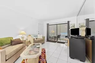 120 Cypress Club Dr, Pompano Beach, FL 33060 - Photo 2