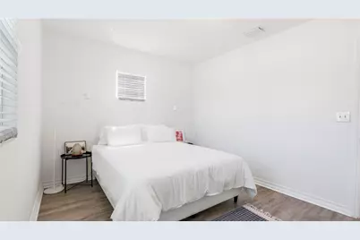 516 Puritan Road, West Palm Beach, FL 33405 - Photo 16