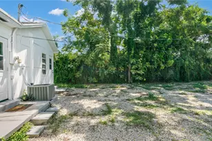 516 Puritan Rd, West Palm Beach, FL 33405 - Photo 22