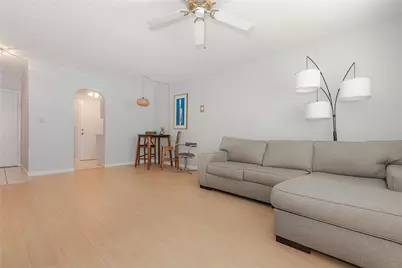 1821 NE 62nd Street #310, Fort Lauderdale, FL 33308 - Photo 2
