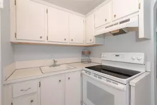 1821 NE 62nd St, Fort Lauderdale, FL 33308 - Photo 8