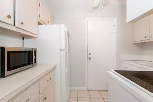 1821 NE 62nd St, Fort Lauderdale, FL 33308 - Photo 6