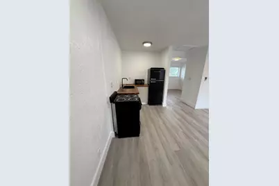 2213 Lincoln Street #4, Hollywood, FL 33020 - Photo 2