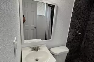 2213 Lincoln St, Hollywood, FL 33020 - Photo 10