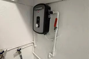 2213 Lincoln St, Hollywood, FL 33020 - Photo 12