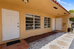 697 Ipswich St, Boca Raton, FL 33487 - Photo 2